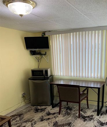 room forest motel
